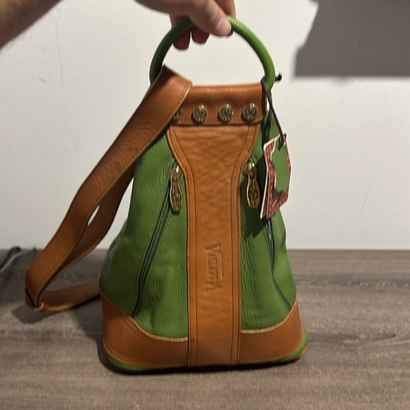 Valentina Leather bucket bag / purse - Picture 3 of 10